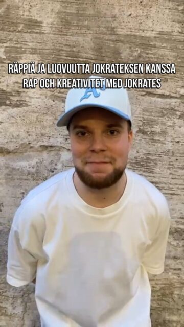 🇫🇮 Kiinnostaako räppi ja oman jutun löytäminen?
Jokrateksen työpajassa sukelletaan lyriikoiden kirjoittamiseen – hän kertoo, miten itse kirjoittaa biisinsä ja opastaa sua luomaan omasi. 📝🔥
Ja hei, tarjolla on myös paljon muita luovia työpajoja, jokaiselle löytyy jotain!
👉 Ilmoittaudu nyt mukaan osoitteessa www.nuorikulttuurikokkola.fi/ilmoittaudu (linkki löytyy myös biosta!)
🇸🇪 Är du nyfiken på rap och på att hitta din egen grej? 
I Jokrates workshop får du dyka in i låtskrivandets värld – han berättar hur han själv skriver sina texter och hjälper dig skriva dina. 📝🔥
Och hej, det finns också många andra kreativa workshops, något för alla!
👉 Anmäl dig nu på www.nuorikulttuurikokkola.fi/ilmoittaudu (länken finns också i bion!)
@jokratess #nuorikulttuurikokkola #ungkulturkarleby #nuorikulttuuri #ungkultur